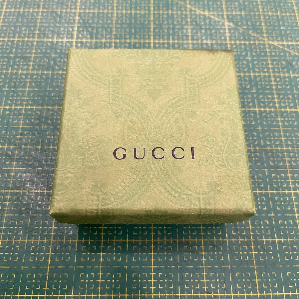 *SOLD* Gucci Interlocking Marmont Ring Size 15 (7.25 US) - Picture 4 of 12